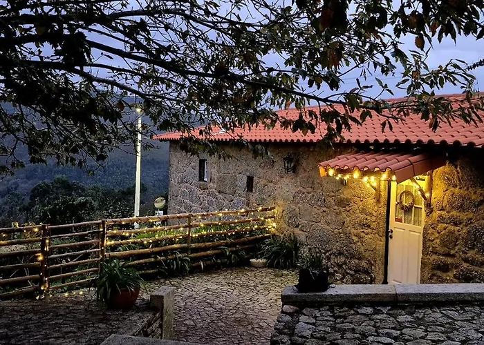 Refugio Dos Cartolas - Mountain Retreat * São Mamede de Infesta